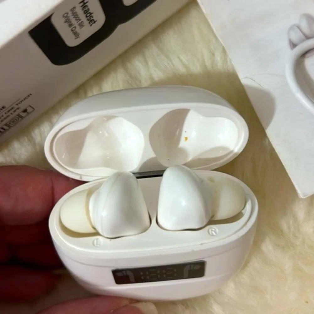 J3 Pro earbuds charger free* with purchase 🎁